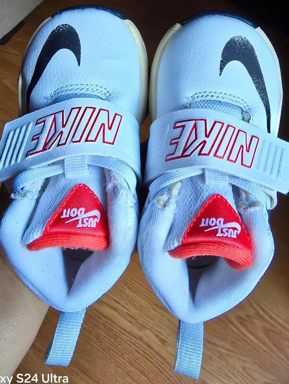 Sz 6C Toddler Kids NIKE TEAM HUSTLE D8 'JUST DO IT' Bungee Lace/Adj Strap